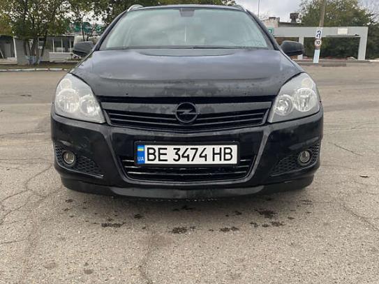 Opel Astra 2008г. в рассрочку