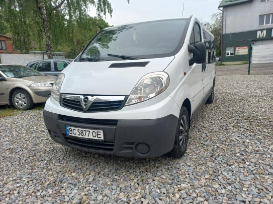Opel Vivaro                          2014г. в рассрочку