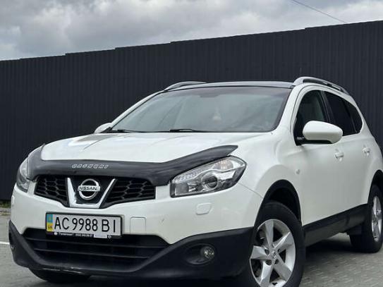 Nissan Qashqai +2 2013г. в рассрочку