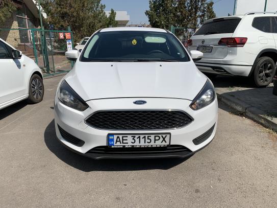 Ford Focus 2016р. у розстрочку