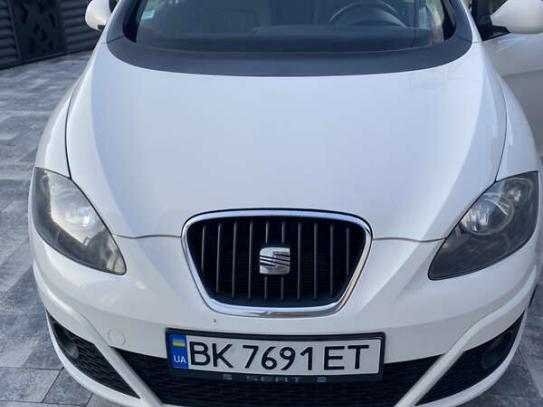 Seat Altea xl 2013р. у розстрочку