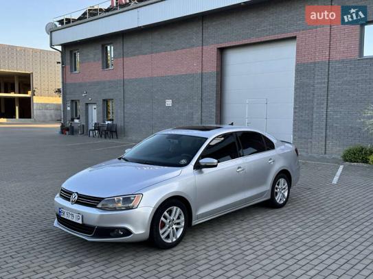 Volkswagen Jetta                           2011г. в рассрочку