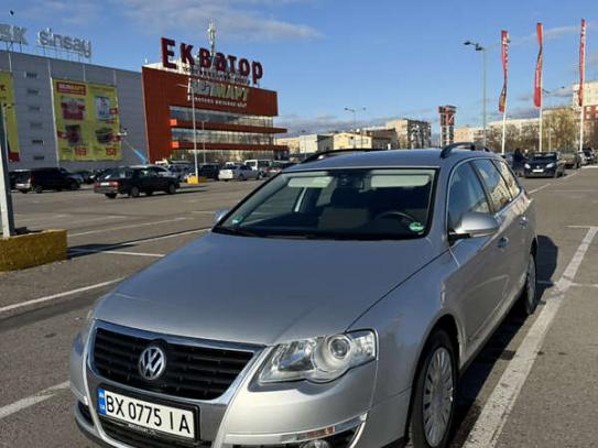 Volkswagen Passat                          2010г. в рассрочку