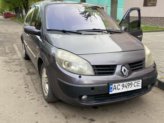 Renault Scenic
                          2004г. в рассрочку