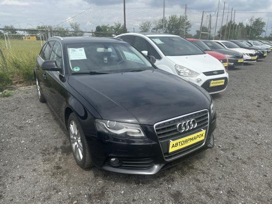 Audi A4                              2009г. в рассрочку