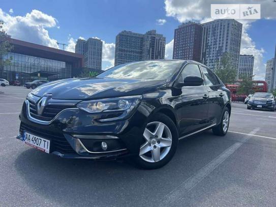 Renault Megane 2017г. в рассрочку