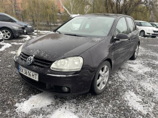 Volkswagen Golf 2005р. у розстрочку