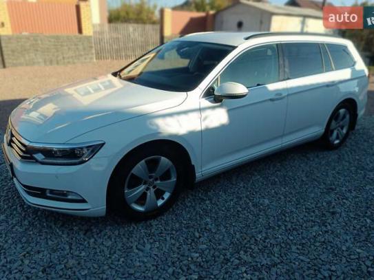 Volkswagen Passat 2017р. у розстрочку