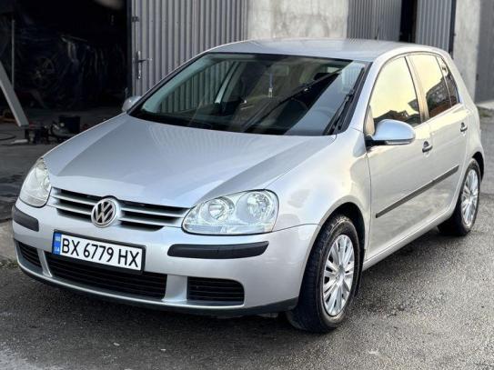 Volkswagen Golf                            2006г. в рассрочку