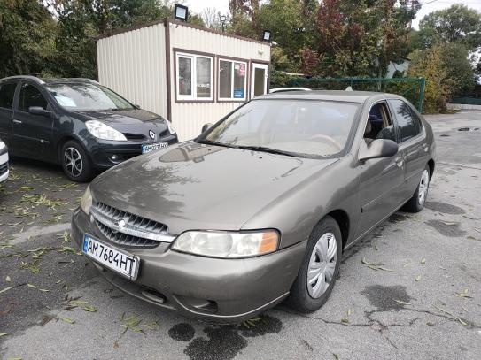 Nissan Altima 2000г. в рассрочку