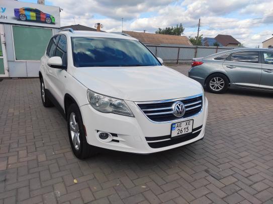 Volkswagen Tiguan 2010р. у розстрочку