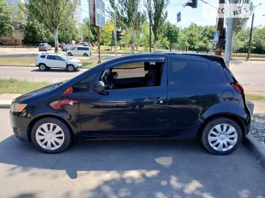 Mitsubishi Colt                            2009г. в рассрочку