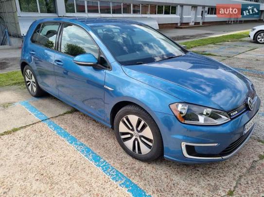 Volkswagen E-golf 2016г. в рассрочку