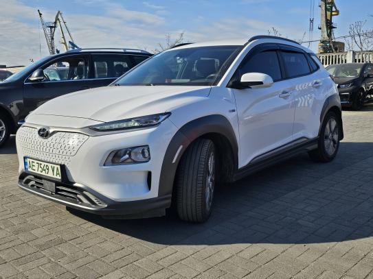 Hyundai Kona
                            2020г. в рассрочку