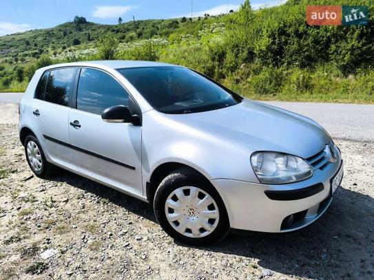 Volkswagen Golf
                            2007г. в рассрочку