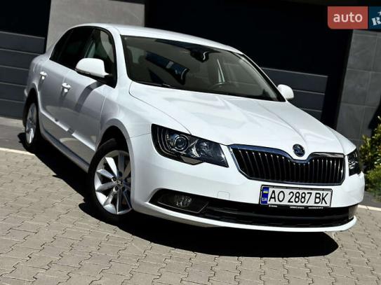 Skoda Superb
                          2014г. в рассрочку