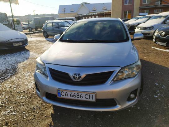 Toyota Corolla 2010р. у розстрочку