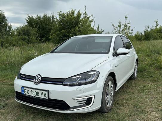 Volkswagen Golf
                            2020г. в рассрочку