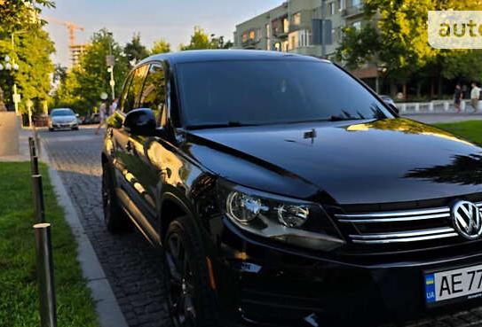 Volkswagen Tiguan 2012г. в рассрочку