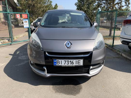 Renault Megane scenic 2012г. в рассрочку