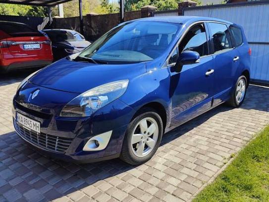 Renault Megane scenic 2010г. в рассрочку