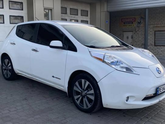 Nissan Leaf                            2015г. в рассрочку