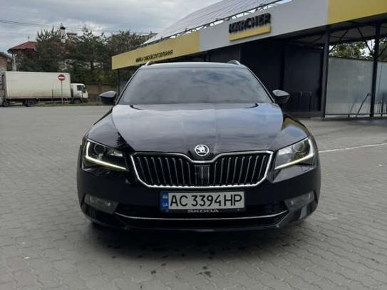 Skoda Superb                          2016г. в рассрочку