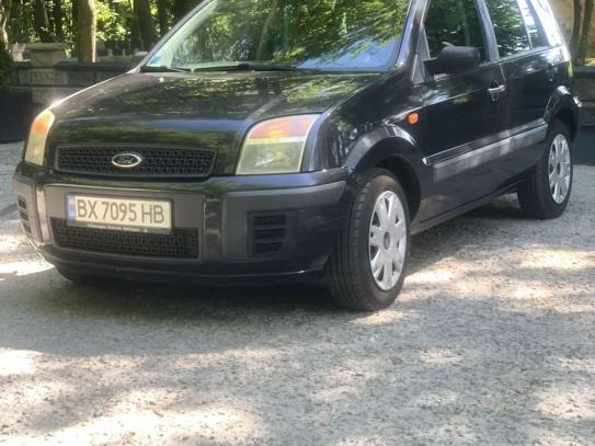 Ford Fusion
                          2006г. в рассрочку