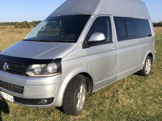 Volkswagen Transporter 2006р. у розстрочку