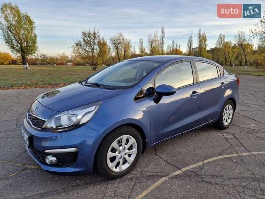 Kia Rio 2015р. у розстрочку