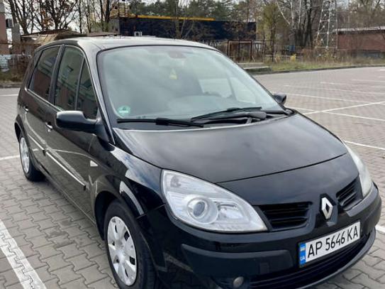 Renault Megane scenic 2007р. у розстрочку