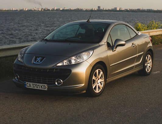 Peugeot 207
                             2009г. в рассрочку