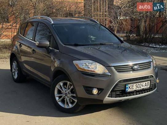 Ford Kuga                            2012г. в рассрочку