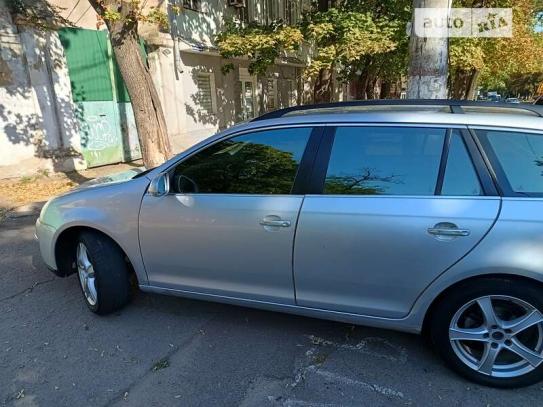 Volkswagen Golf 2009р. у розстрочку