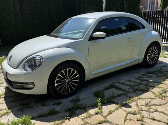 Volkswagen Beetle
                          2015г. в рассрочку