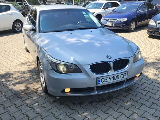 Bmw 530i                            2004г. в рассрочку