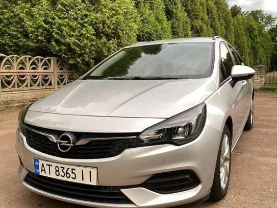 Opel Astra                           2020г. в рассрочку