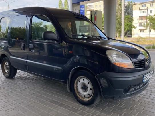 Renault Kangoo                          2004г. в рассрочку