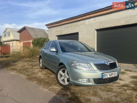 Skoda Octavia                         2010г. в рассрочку