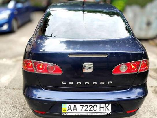 Seat Cordoba                         2008г. в рассрочку