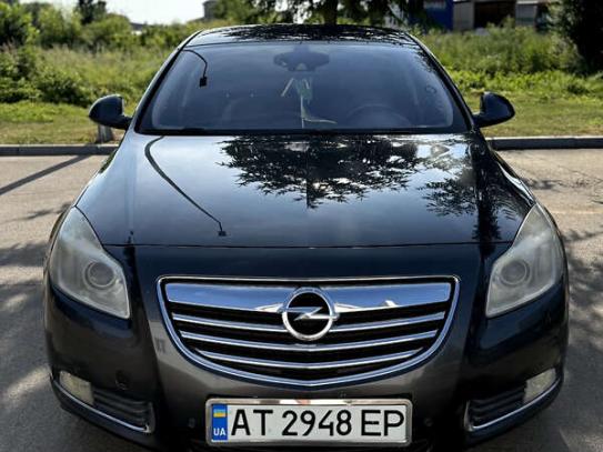 Opel Insignia                        2011г. в рассрочку