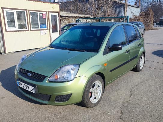 Ford Fiesta
                          2007г. в рассрочку