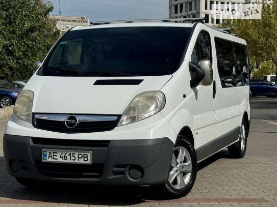 Opel Vivaro 2011р. у розстрочку