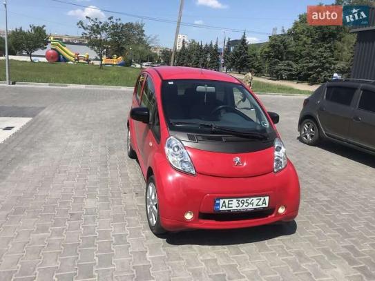 Peugeot Ion
                             2011г. в рассрочку