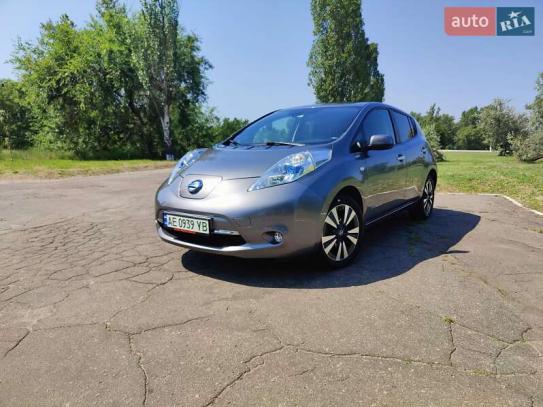 Nissan Leaf
                            2014г. в рассрочку