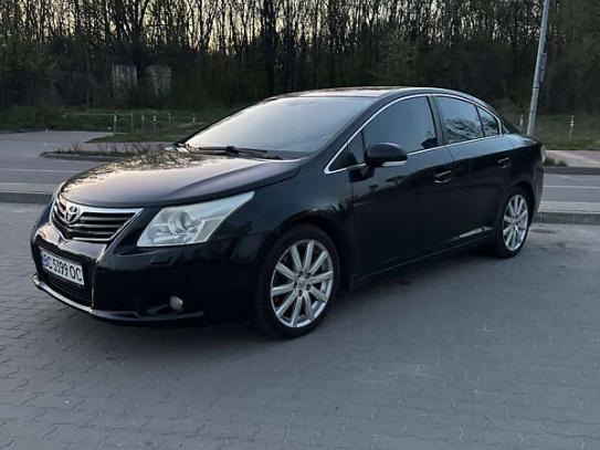 Toyota Avensis 2009г. в рассрочку