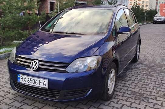 Volkswagen Golf plus                       2010г. в рассрочку