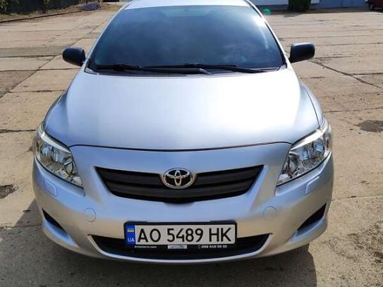 Toyota Corolla 2009г. в рассрочку