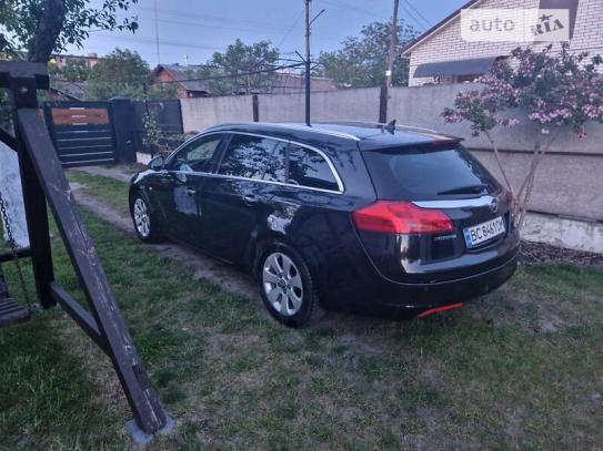 Opel Insignia 2011г. в рассрочку