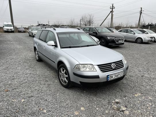 Volkswagen Passat 2005г. в рассрочку